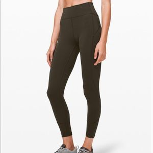 Lululemon In Movement Tight 25”